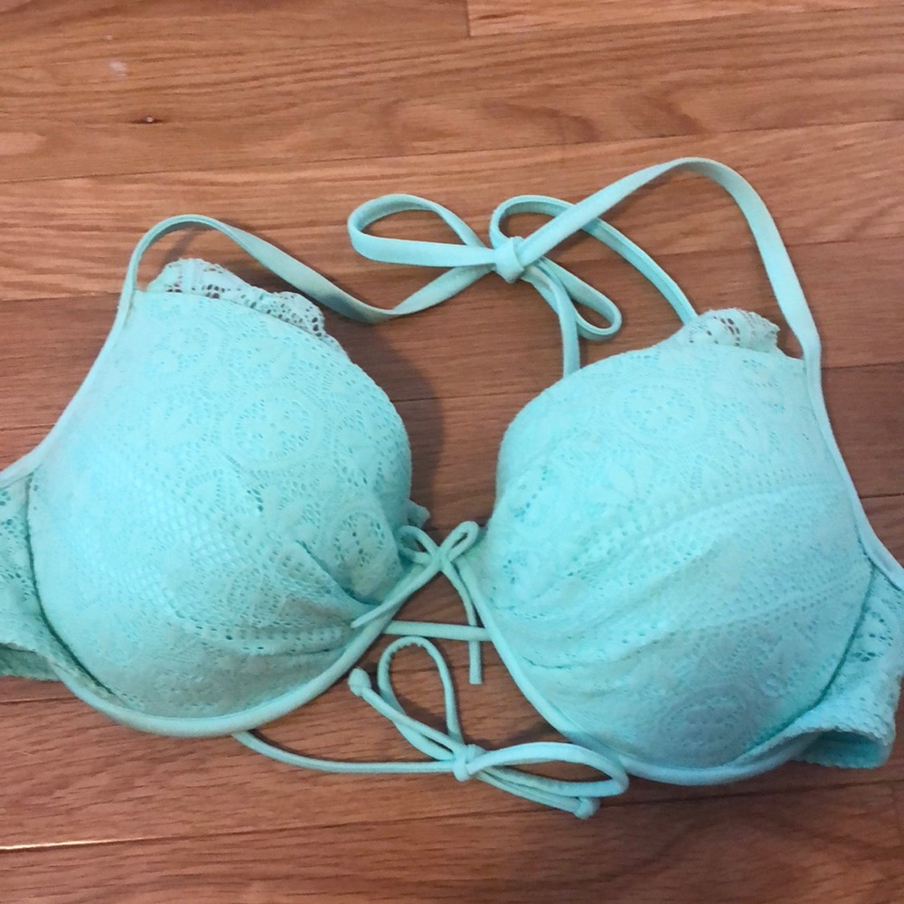 Victoria’s Secret Bikini Top